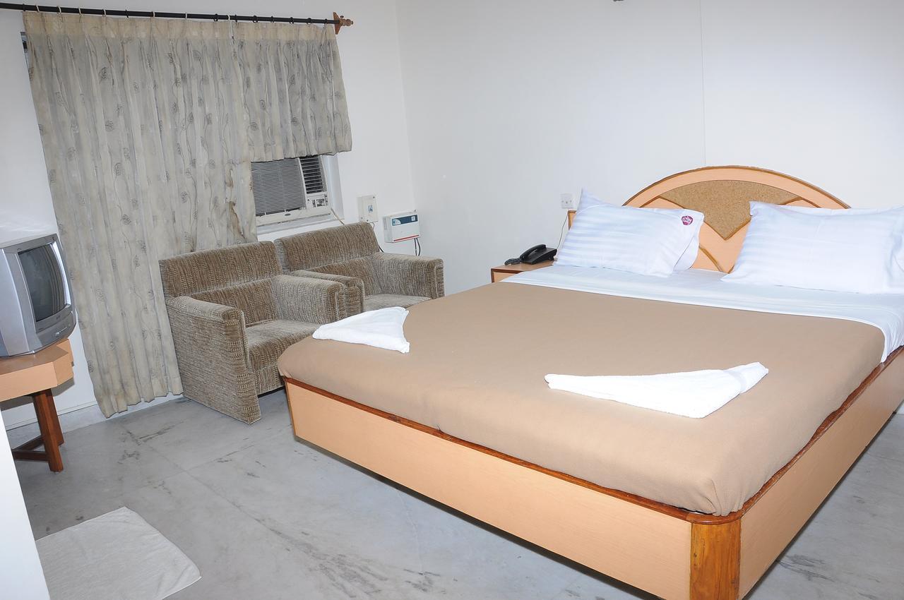 Hotel Annamalai Tiruchirappalli Exterior foto
